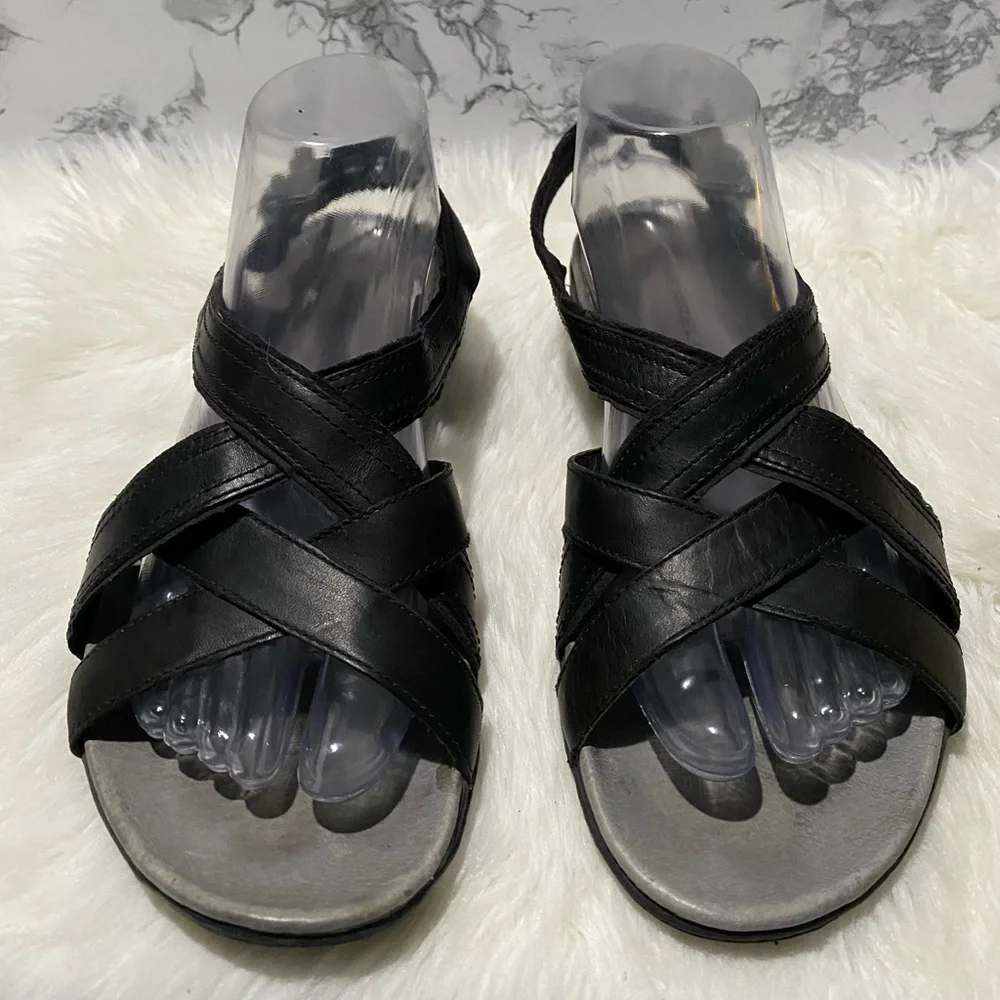Merrell Sandals - Picture 1 of 6